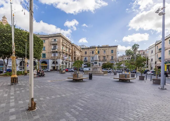Bormla - Comfortable Two Bedroom Apartment